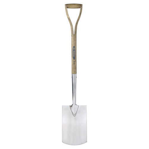 Image of Spear and Jackson Traditional Stainless Steel Digging Spade with 712mm Wooden Handle