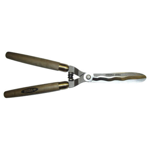 Image of Spear and Jackson Traditional Stainless Steel Hand Shears with 266mm Wooden Handle