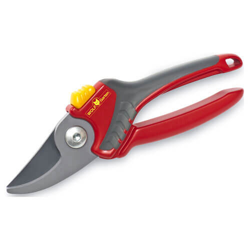 Image of Wolf Garten Medium Soft Grip Bypass Secateurs 22mm Max Cut